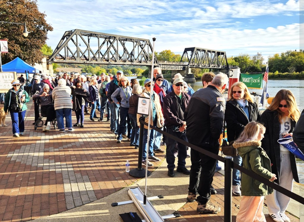 Correspondent Post: Descending the&nbsp;Flight