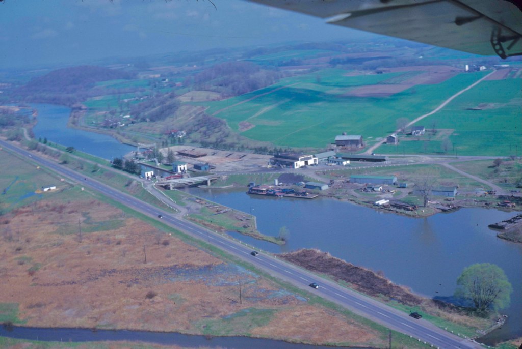 Canalaeronauts over Lyons
