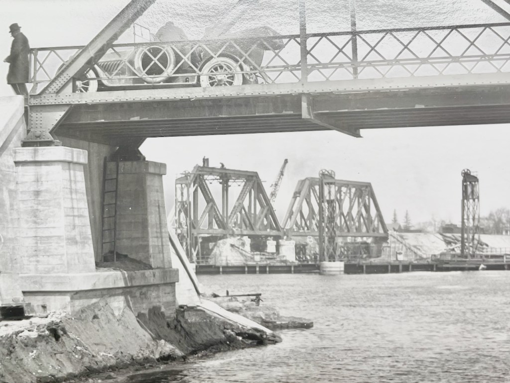 Albion May 15,&nbsp;1914